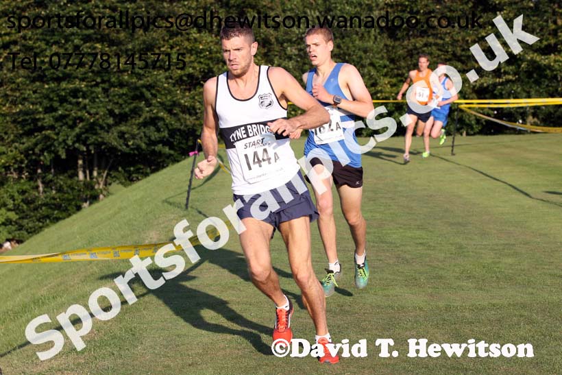 Senior mens Durham City Cross Country Relays. Photo: David T. Hewitson/Sports for All Pics